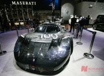 超豪华车市场“价格战”愈演愈烈,销量下滑引发关注