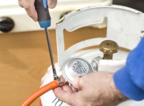 全球天然气价格飙升,欧洲市场面临严峻挑战