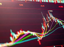 美股三大股指收涨，标普500与道指创历史新高