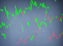 美国首次申请失业救济人数降至新低