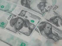 鲍威尔全球央行年会讲话前瞻：通胀与利率路径成焦点