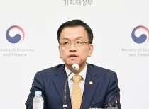 韩国代总统崔相穆等人遭警方立案调查