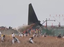 韩国济州航空客机失事,179人遇难,事故原因引热议