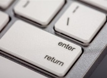 数字经济成发展引擎:深度融合与集群建设加速