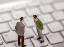 全球央行紧缩风暴迎“大结局”,年终议息会议看点十足