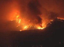 加州山火肆虐，经济损失惨重