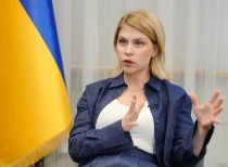 乌克兰美国矿产协议谈判进入最后阶段，国际财经界广泛关注