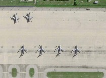 胡塞武装与美军在红海冲突升级，B-2轰炸机行动引发关注