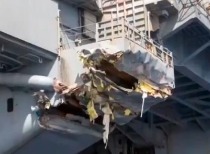 美军杜鲁门号航母再遭损失，F/A-18战机意外坠海