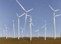 我国海上光伏迎来重大突破，2027年装机量将突破60GW