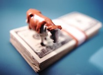 美元指数跌破97关口 创近两年新低引关注