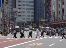 日本地震传言辟谣：科学依据缺失 旅游业受波及