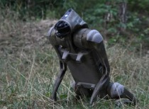 俄乌冲突新进展：机器人参战与无人机作战