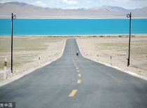 尿素期货价格偏弱震荡，供需宽松成主因