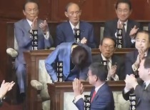 高市早苗当选日本首相，经济政策与市场影响解析