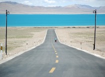 聚丙烯价格不涨反跌，供需变化引关注