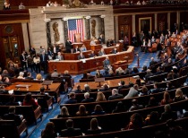 美国国会参议院达成一致 结束联邦政府“停摆”僵局