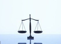 俄乌冲突前景不明，欧元区金融稳定受威胁，双焦期货弱势格局持续