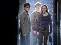 奈飞收购华纳兄弟探索公司 助力全球娱乐产业大变革