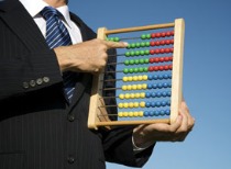 英国央行基准利率下调至3.75%：市场符合预期