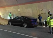 定速巡航失控 狂奔490公里