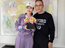 王石与田朴珺：相差30岁的爱情与家庭