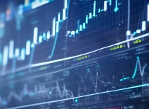 美元跌至两年最低 欧元、英镑触及四年新高