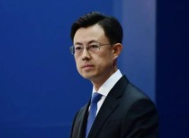 中国敦促各方停止军事行动