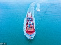 美股、油价大涨 科技股承压