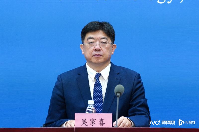 工信部：支持国家高新区加快探索AI驱动的新型科研范式.