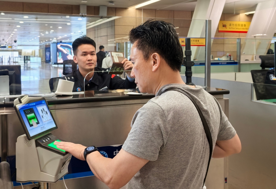 泰国泼水节带火“反向旅游”？浦东机场口岸入境泰国旅客较上月同期增长30%