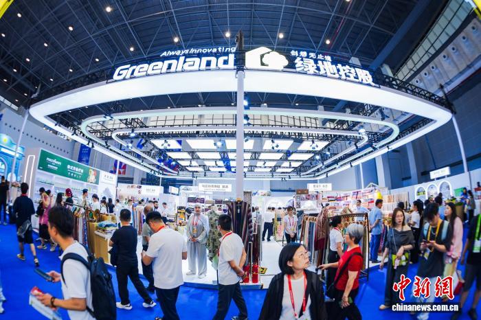 消博故事：世界500强企业抢抓海南封关后首展机遇