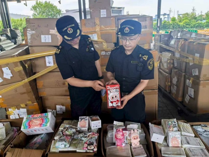 全国首位！上海海关2025年查扣侵权商品4900余批