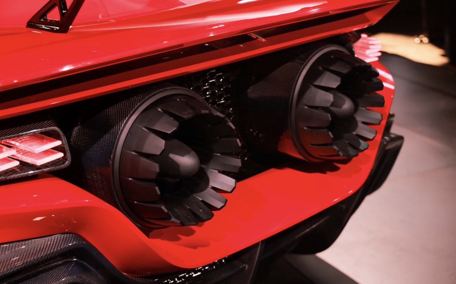 “火箭车”噱头之外，追觅到底凭什么造车？｜聚焦