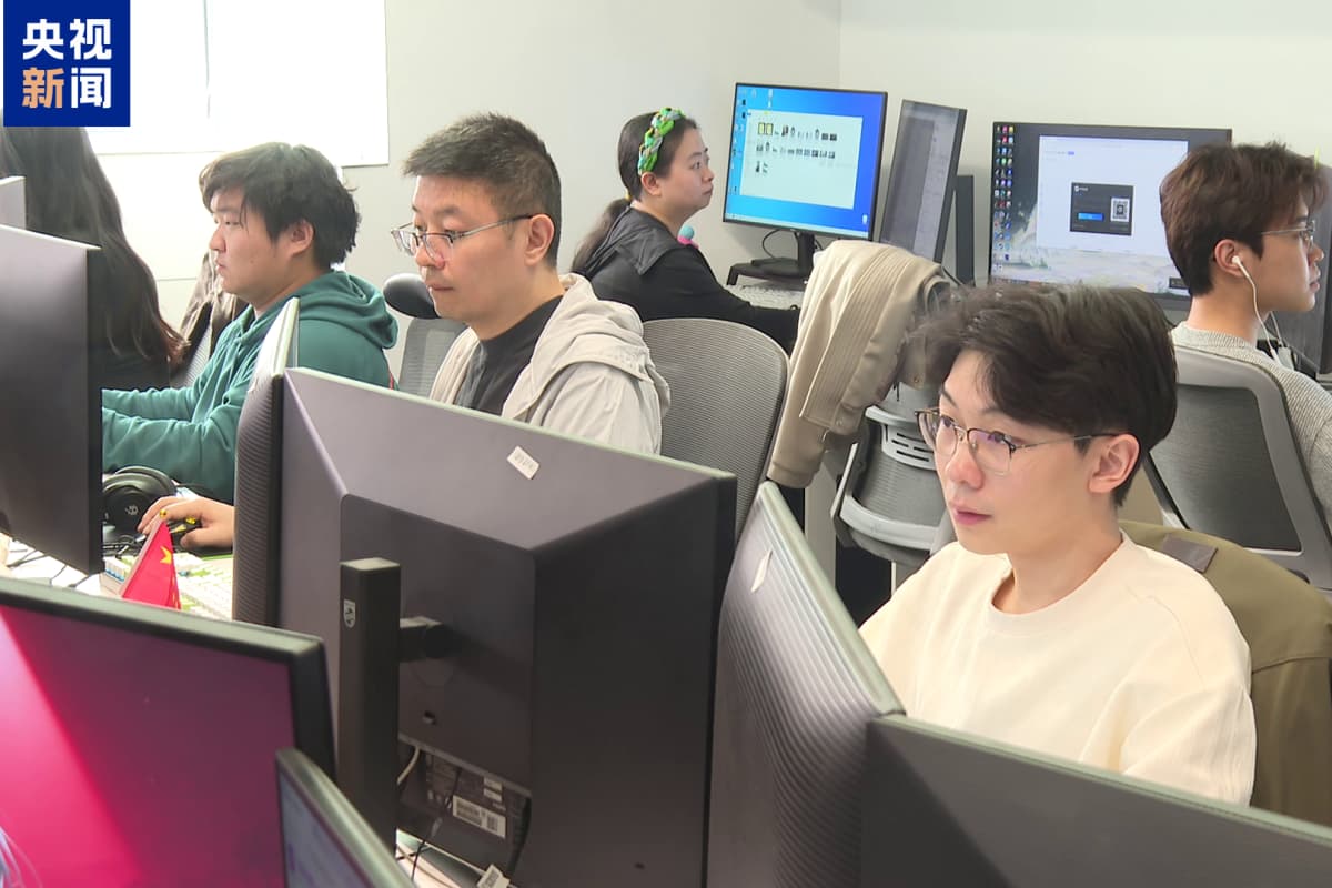 没有摄像、没有演员，一部AI生成短剧是如何诞生的？