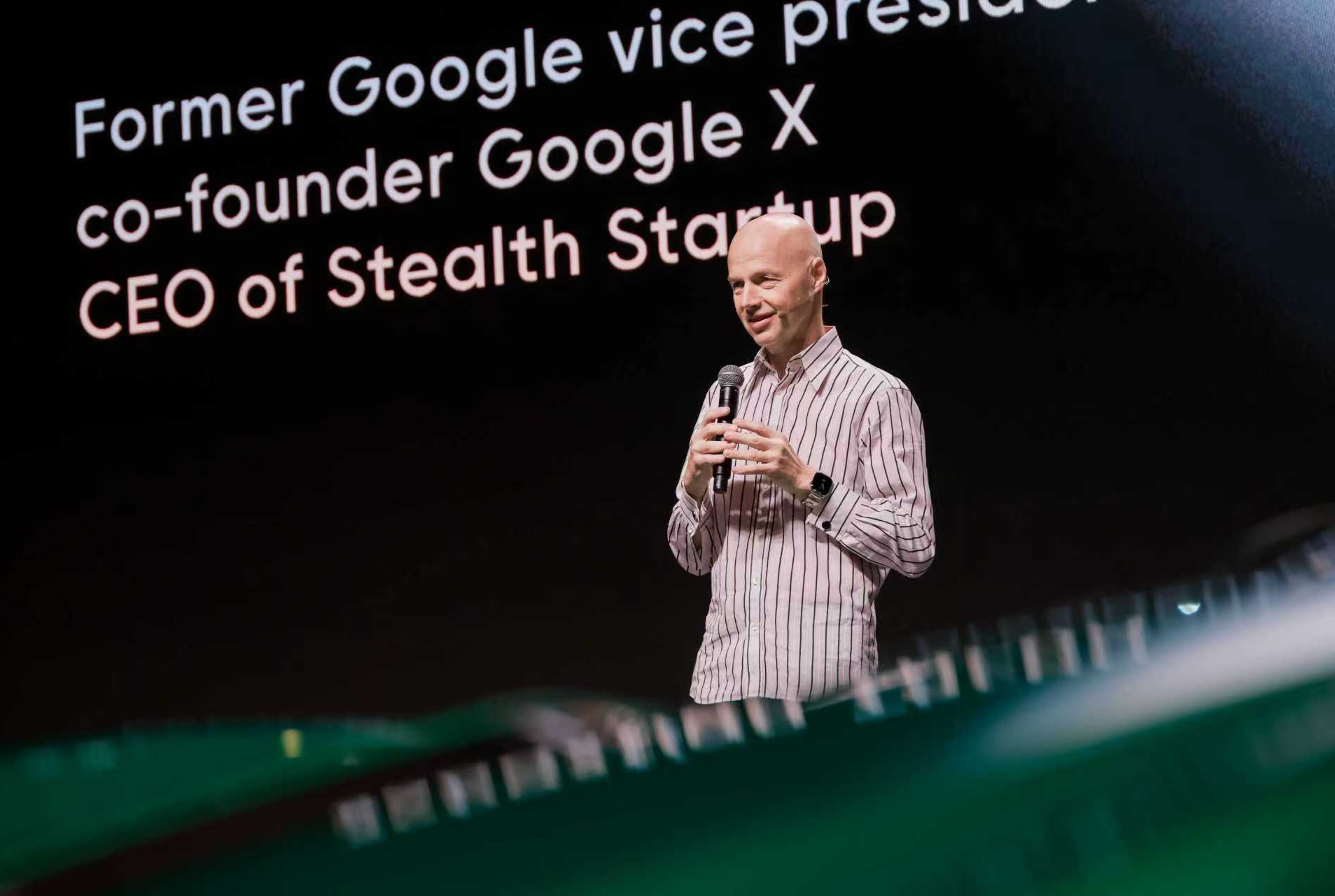 现代自动驾驶汽车之父塞巴斯蒂安·特龙：未来5至10年飞行汽车将成为现实